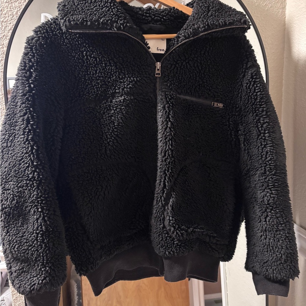 Wilfred Black womens Puffer Jacket